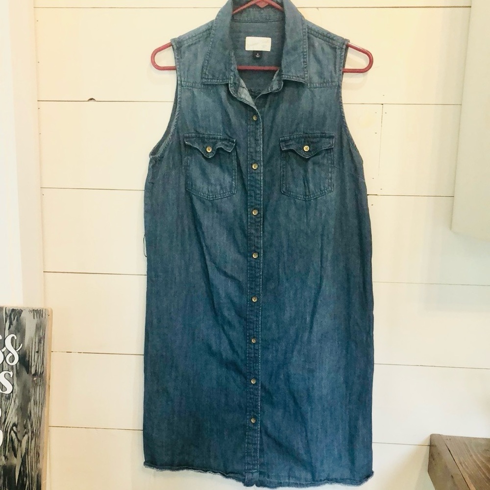 Universal Thread Blue Denim Dress Frayed Hemline Size Medium